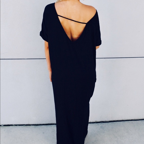 Black Maxi - Picture 2 of 3